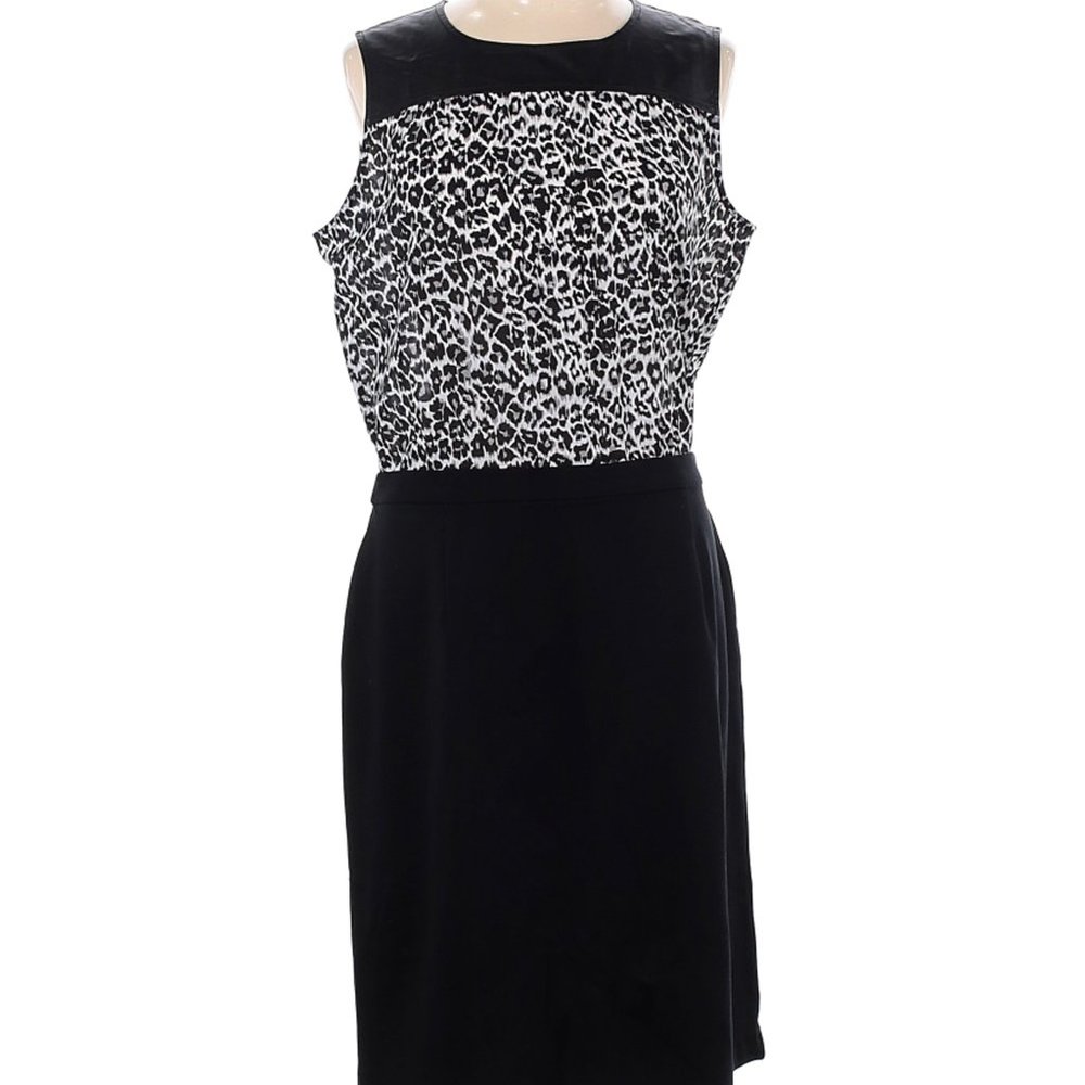 Chicos Blocked Animal Dress Sz 2 Black White New